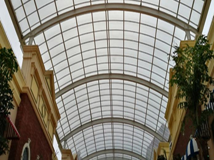 河东屋面网架顶棚吊装方案